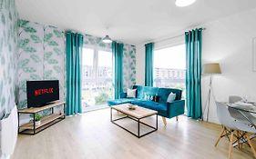 2 Bedroom Apartment Manchester Hosted By Mcr Dens